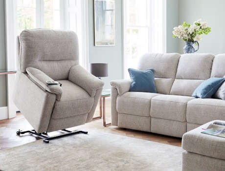 Recliner Chairs And Sofas