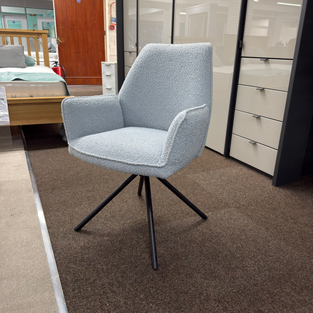 Uno Chairs