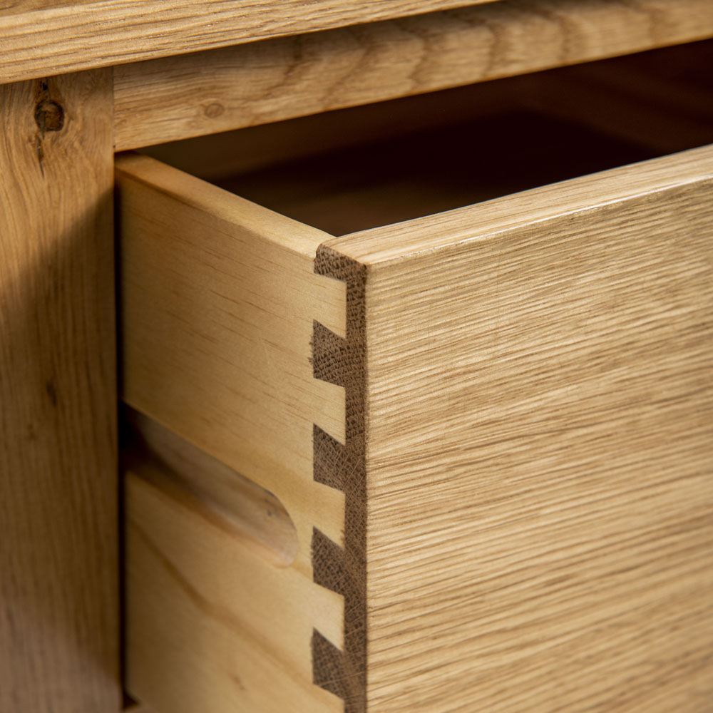 Devonshire Living/Dorset Dovetail Detail.jpg
