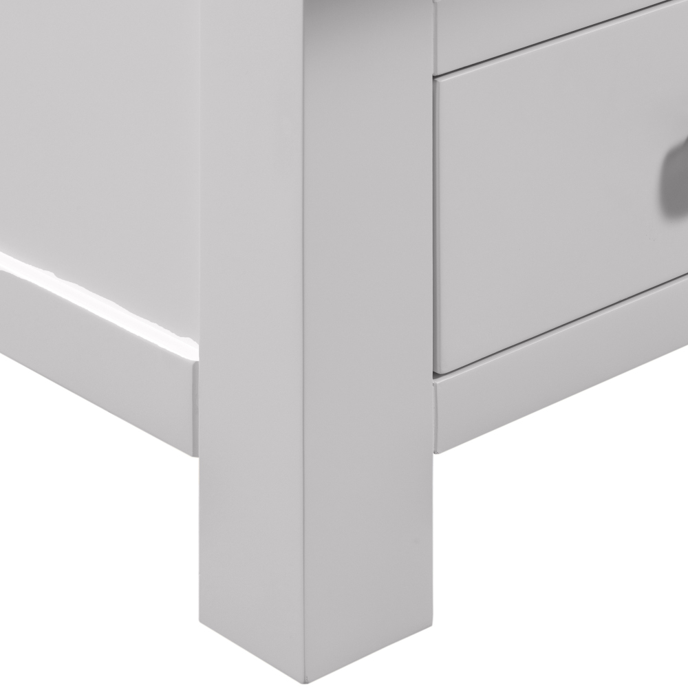 Devonshire Living/Dorset Painted/Details/Leg Detail PM - SQ.jpg