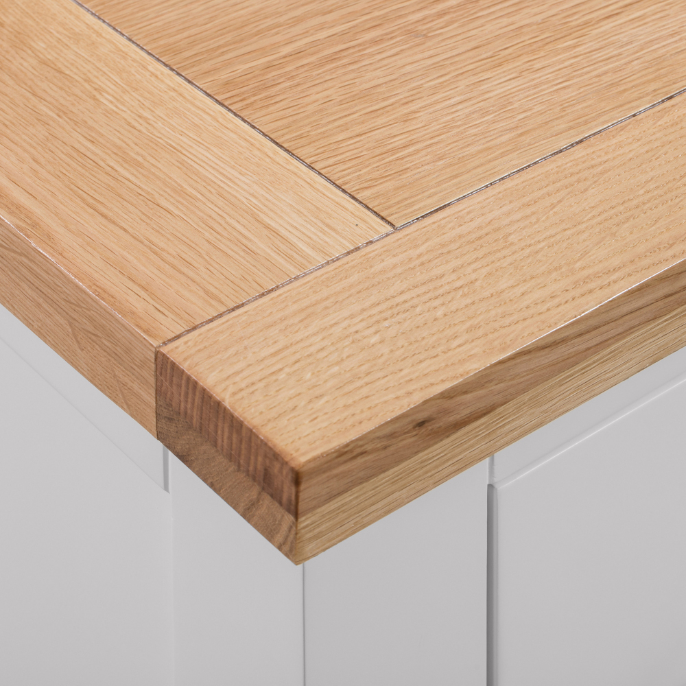 Devonshire Living/Dorset Painted/Details/Top Detail PM - SQ.jpg