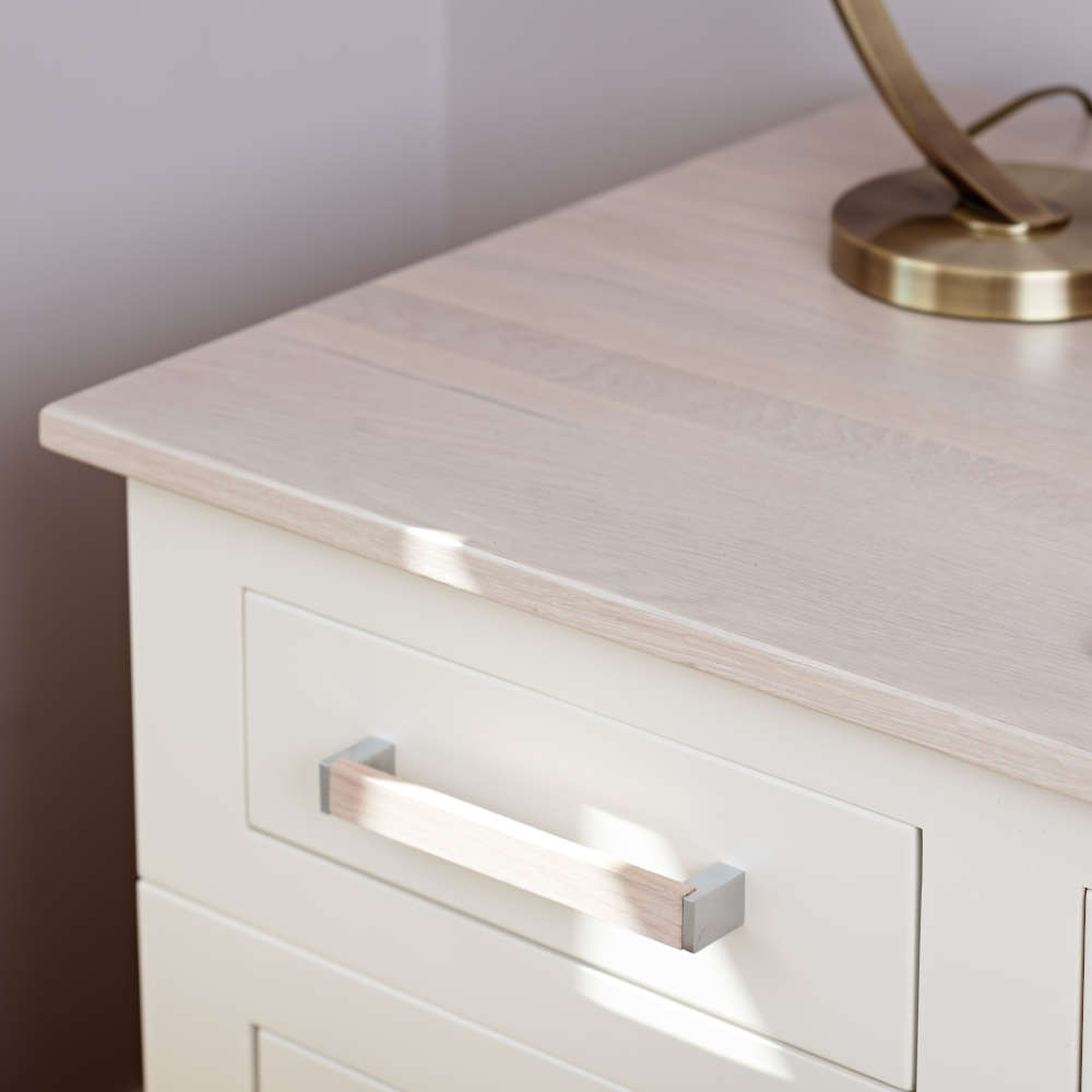 Hill And Hunter/Modo Desk Close Up Lifestyle Top.jpg