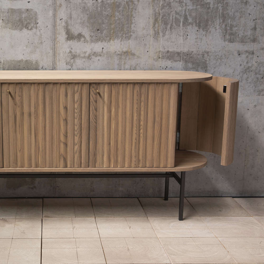KK/VELVET_Sideboard 3 Door_7.jpg