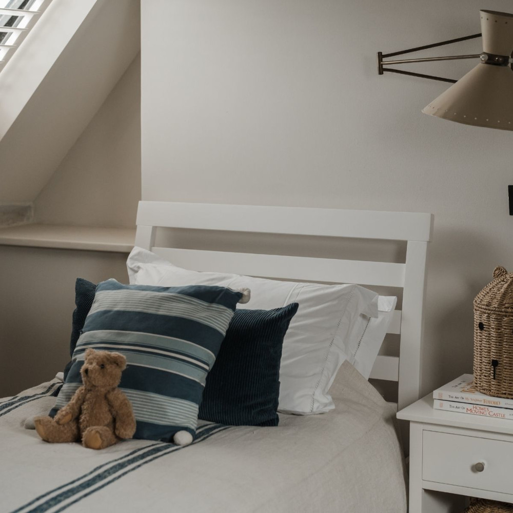 Statement Furniture/Edward Hopper 3ft Bed in White - Close Up.jpg