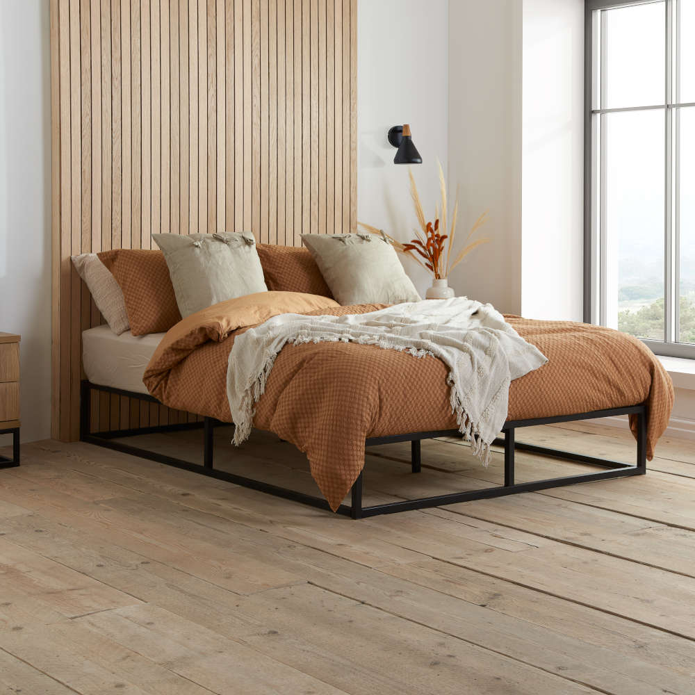 Soho Metal Platform Bed